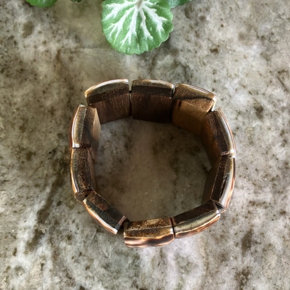 🍀Vintage Stretch Bracelet Ciprea Shell & Wood - Picture 3 of 5